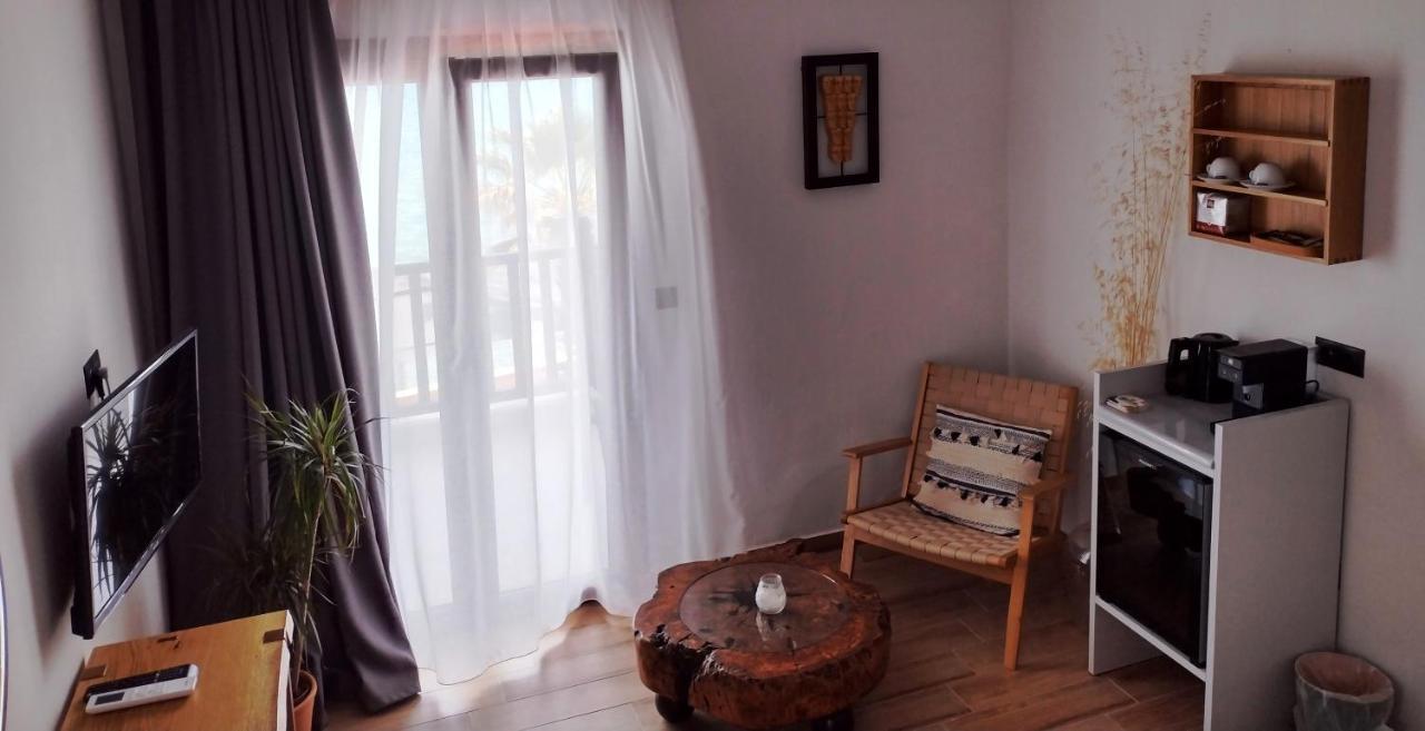 Apartamento Eleni'S Sea View Adults Only Pefkochori Exterior foto